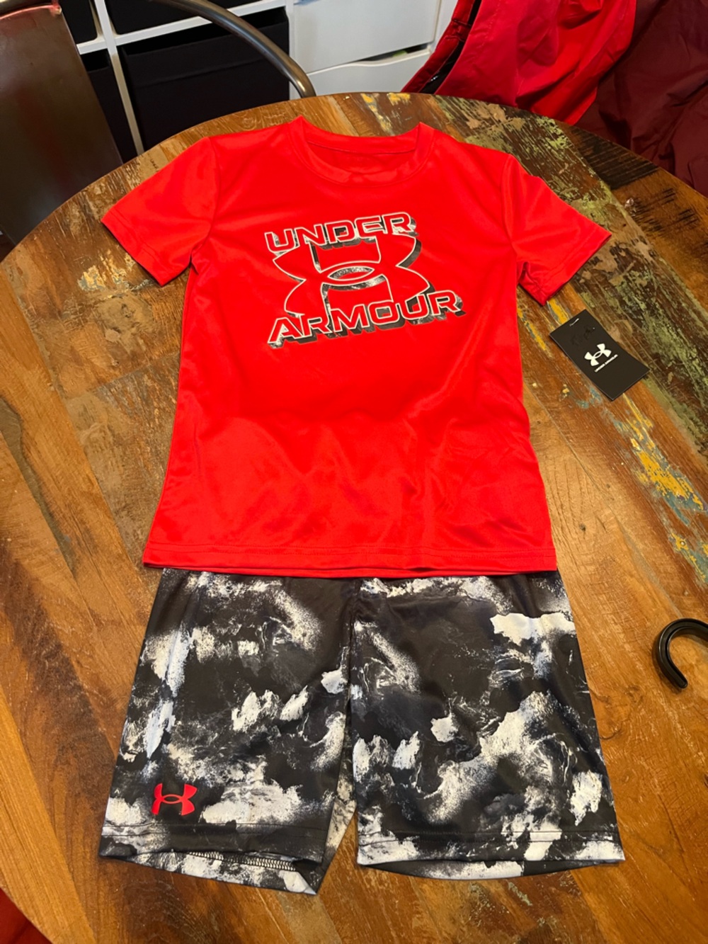 NWT Under Armour Boys 2 Piece Shorts Set